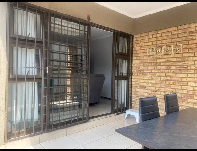 2 BEDROOM PROPERTY TO RENT IN CRAIGAVON